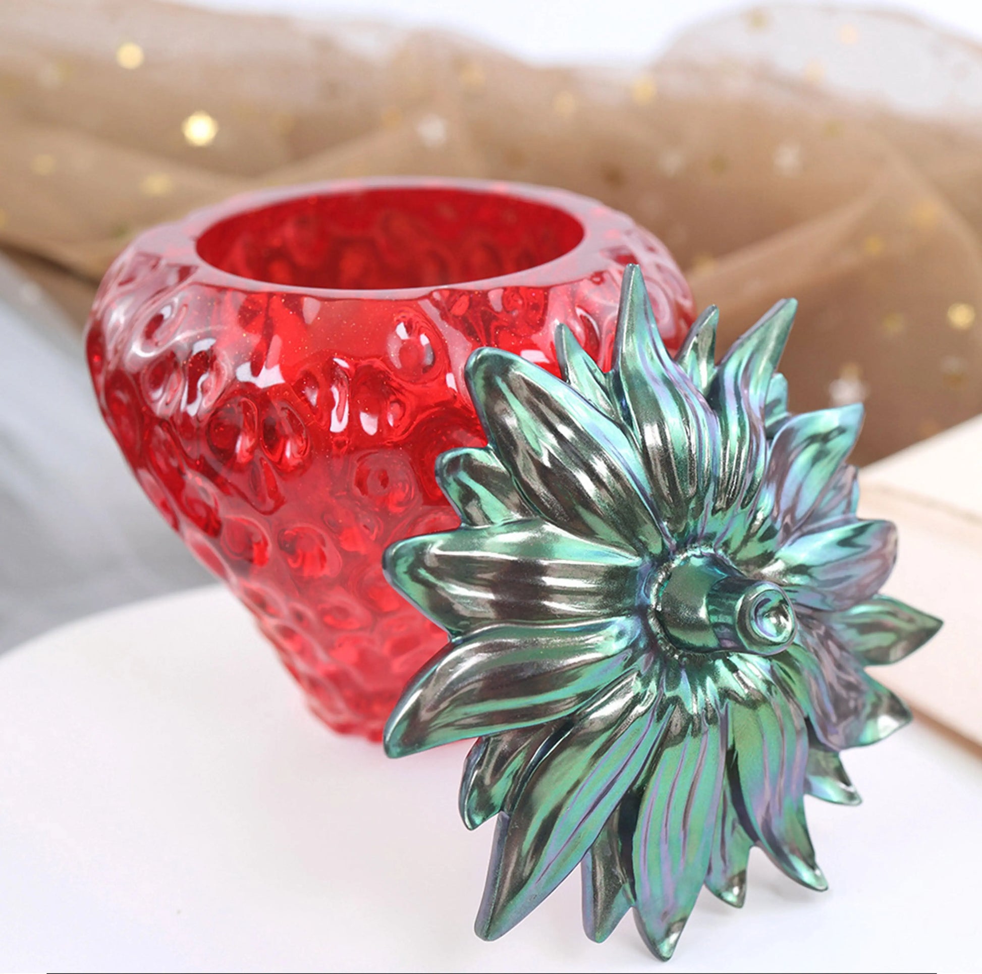 Crystal Strawberry Storage Box, Fruit Storage Box Mold Design Your Gift